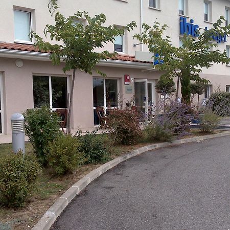 Ibis Budget Saint Gaudens Estancarbon Exterior photo